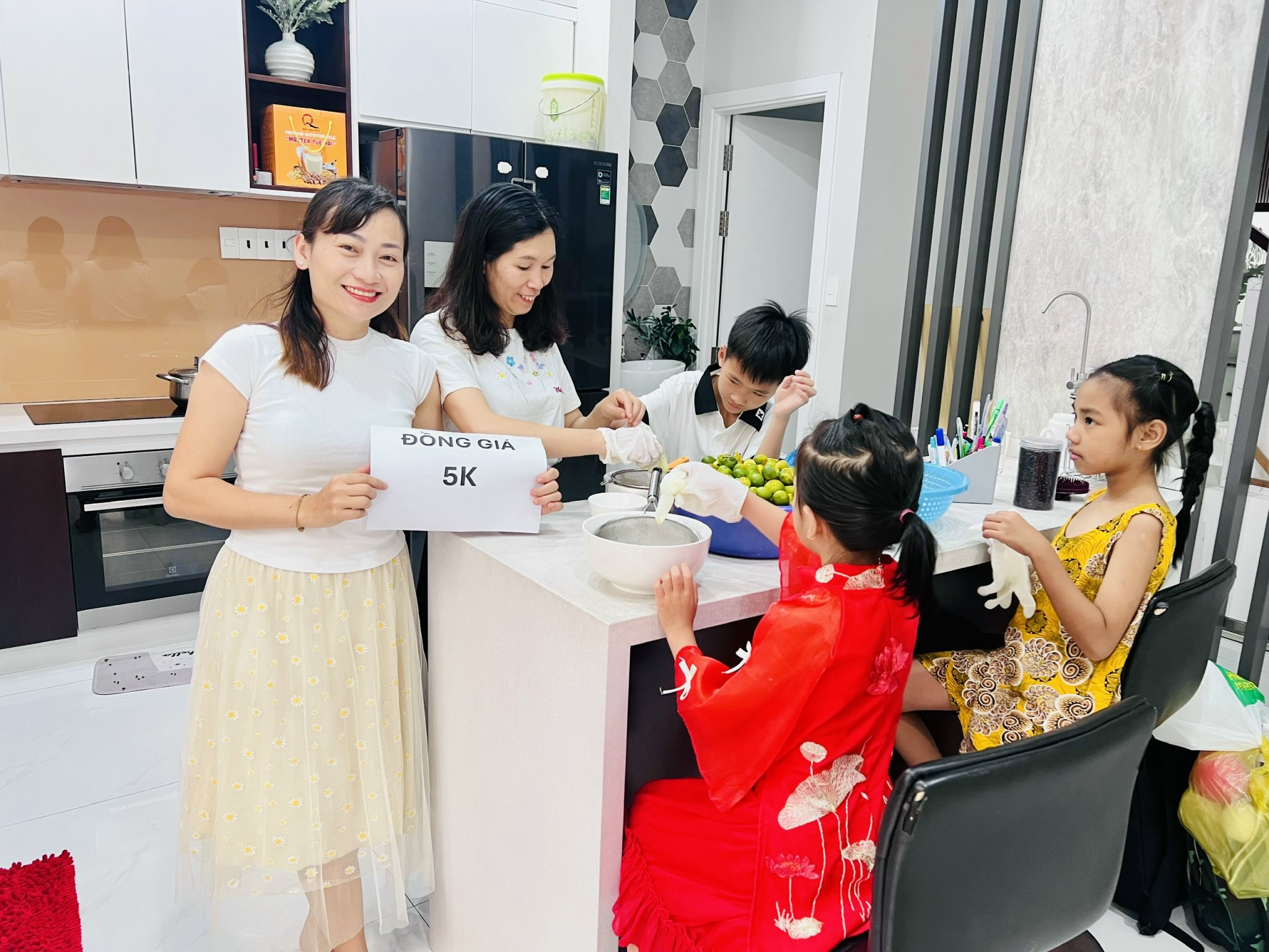 Z7594888752735_183d46dbde3eb4b1e34addc3fdf5498d