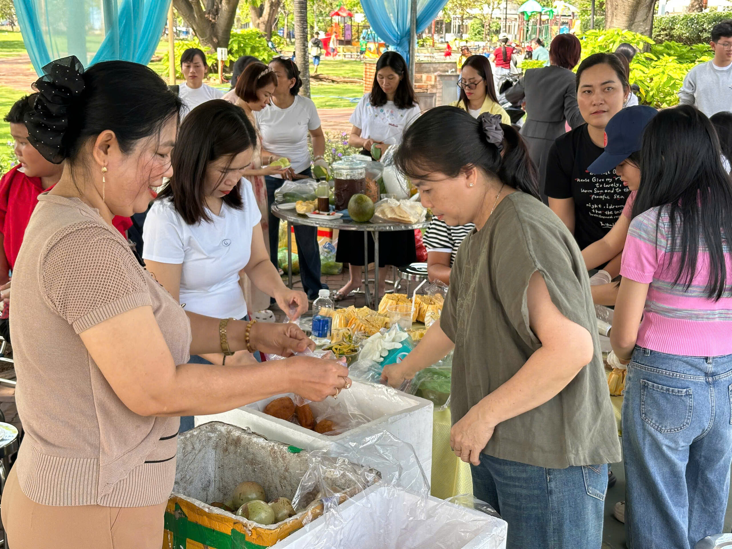 Z7595223259298_f9e5a1fb09de82cbd75385491520f7f2