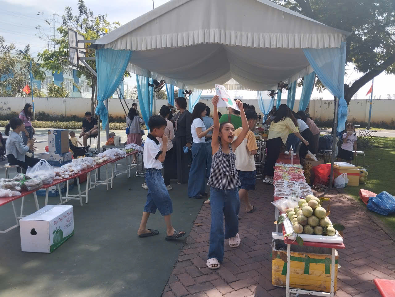 Z7598508598933_6f03880be374a312bf108d1687b2342d